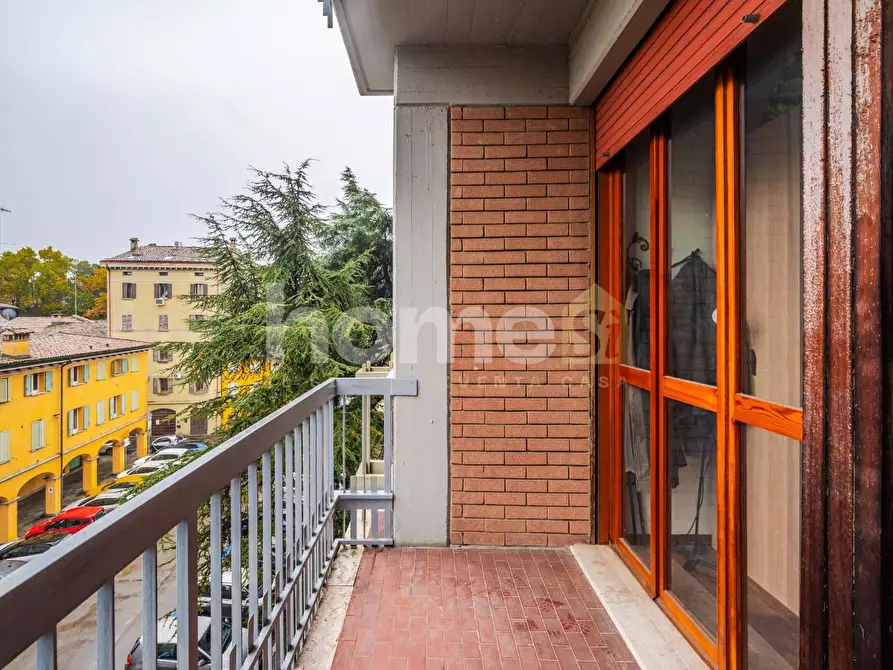 Immagine 35 di Appartamento in vendita  a Reggio Nell'emilia