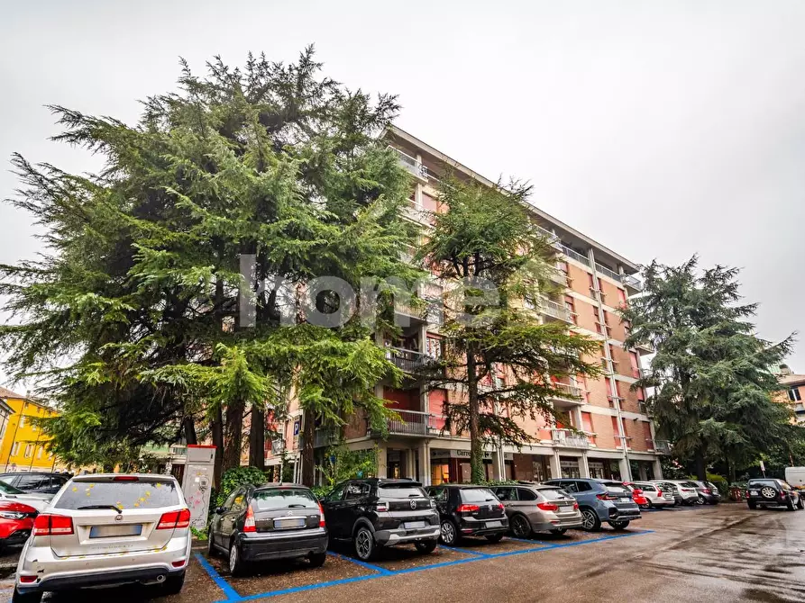 Immagine 51 di Appartamento in vendita  a Reggio Nell'emilia