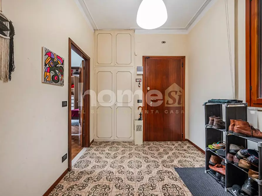 Immagine 13 di Appartamento in vendita  a Reggio Nell'emilia