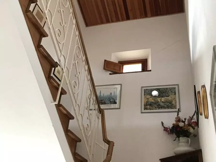 Immagine 15 di Villa in vendita  a Crespina Lorenzana