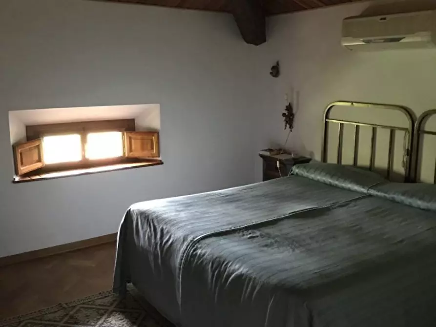 Immagine 10 di Villa in vendita  a Crespina Lorenzana