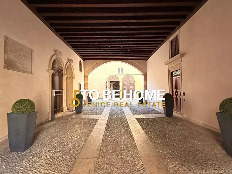 Immagine 14 di Mansarda in vendita  a Vicenza