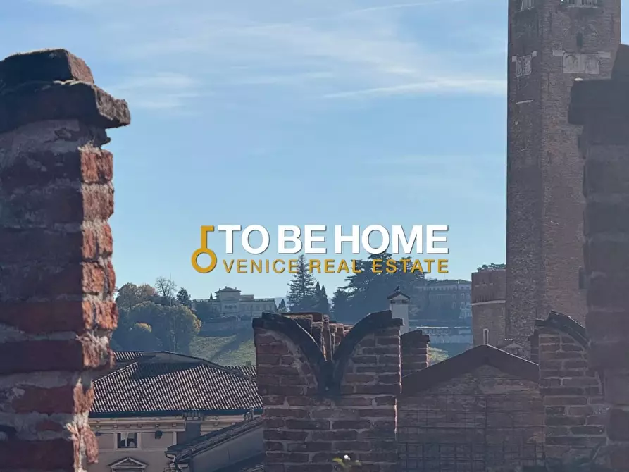 Immagine 20 di Mansarda in vendita  a Vicenza