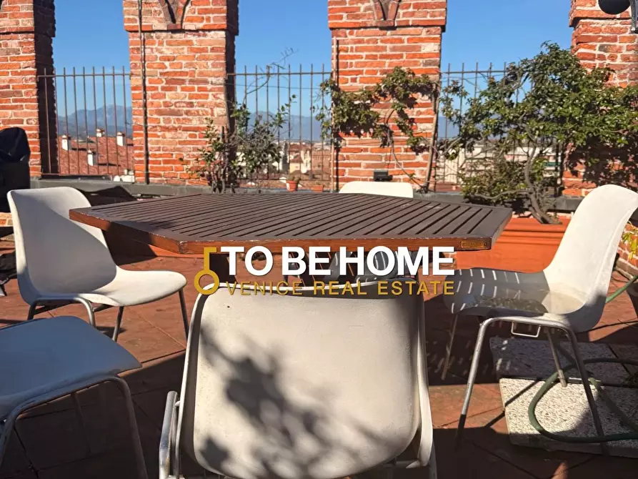 Immagine 32 di Mansarda in vendita  a Vicenza