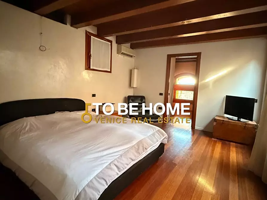 Immagine 22 di Mansarda in vendita  a Vicenza