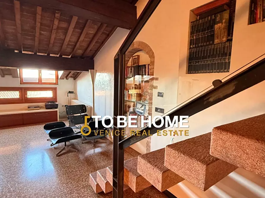 Immagine 15 di Mansarda in vendita  a Vicenza