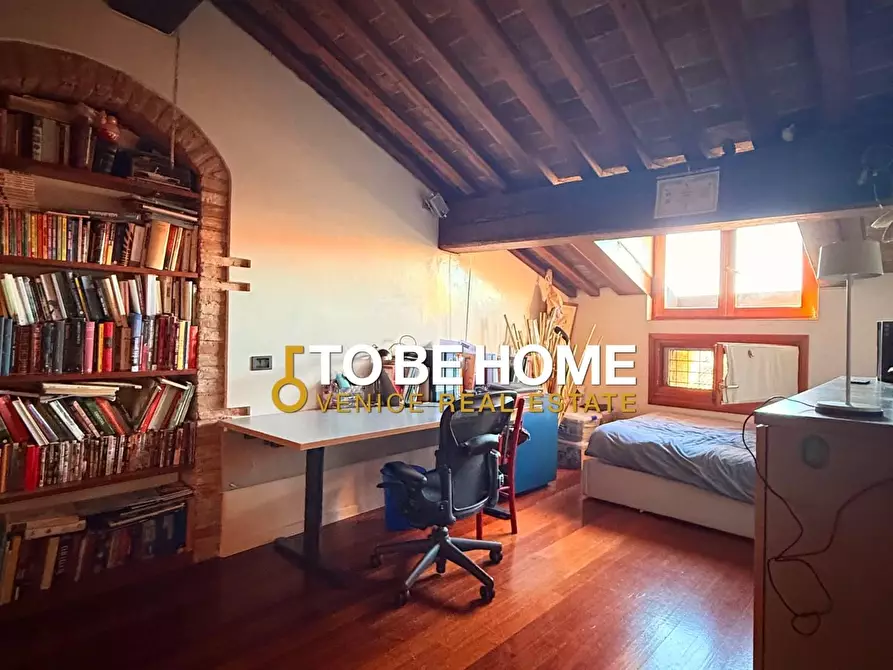 Immagine 23 di Mansarda in vendita  a Vicenza