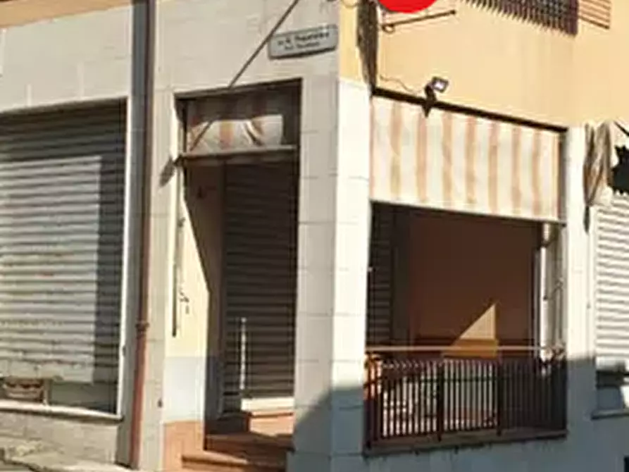 Immagine 5 di Negozio in vendita  a Forno Canavese