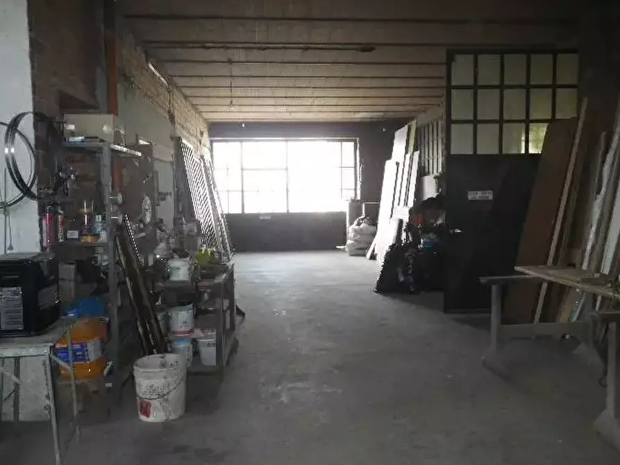 Immagine 16 di Laboratorio in vendita  a Rivarolo Canavese