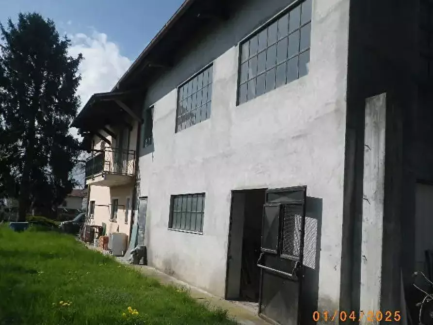 Immagine 2 di Laboratorio in vendita  a Rivarolo Canavese