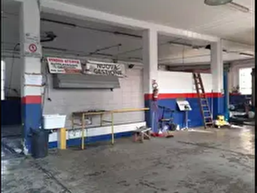 Immagine 3 di Laboratorio in vendita  a Torino