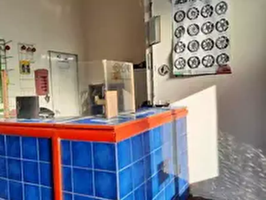 Immagine 8 di Laboratorio in vendita  a Torino