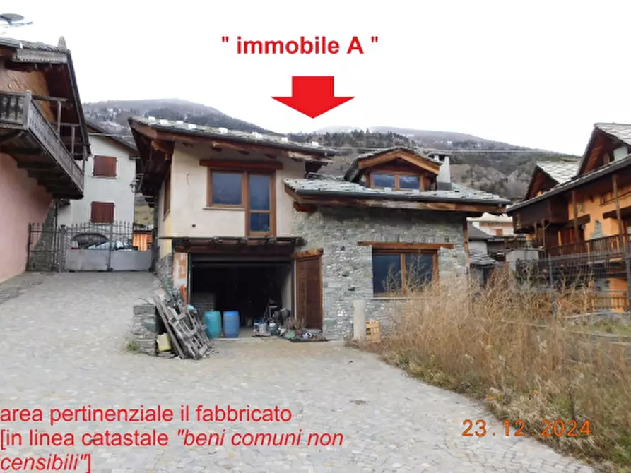 Immagine 2 di Albergo/B&B/Residence in vendita  a Salbertrand