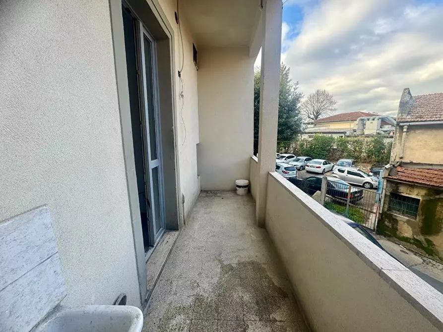 Immagine 19 di Appartamento in vendita  a Pontedera