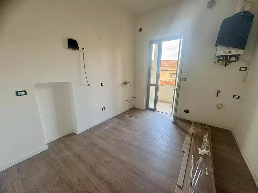 Immagine 16 di Appartamento in vendita  a Pontedera