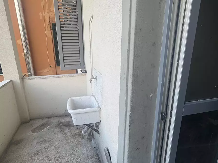 Immagine 22 di Appartamento in vendita  a Pontedera