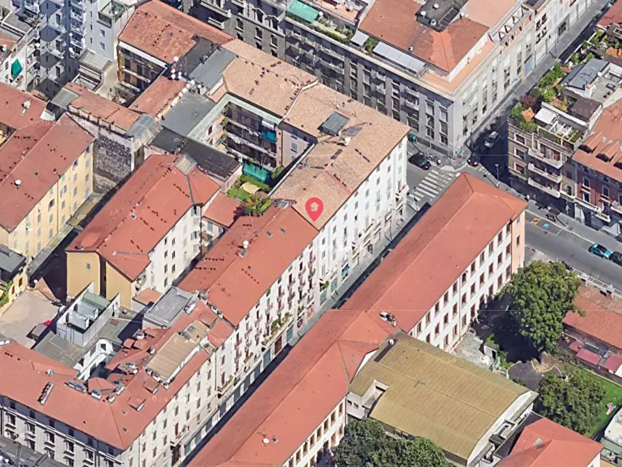 Immagine 2 di Appartamento in vendita  a Milano