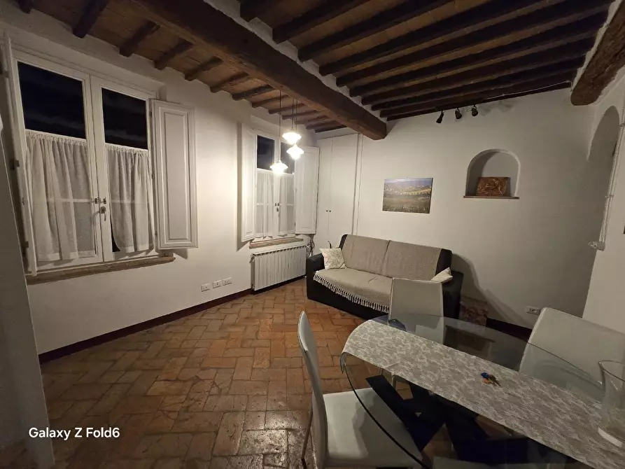 Immagine 3 di Appartamento in vendita  a Siena