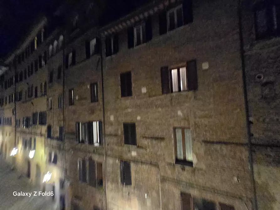 Immagine 18 di Appartamento in vendita  a Siena