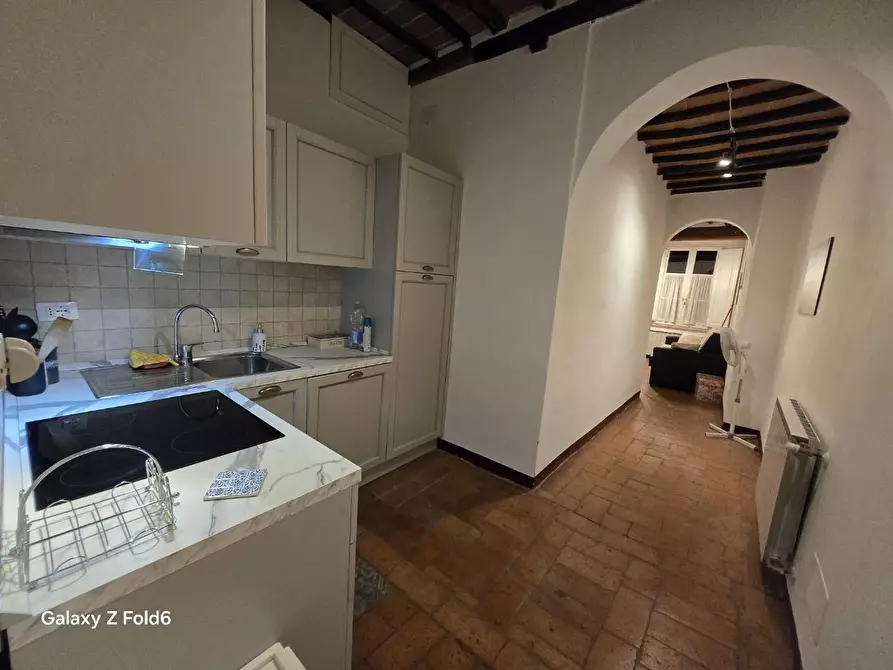 Immagine 12 di Appartamento in vendita  a Siena