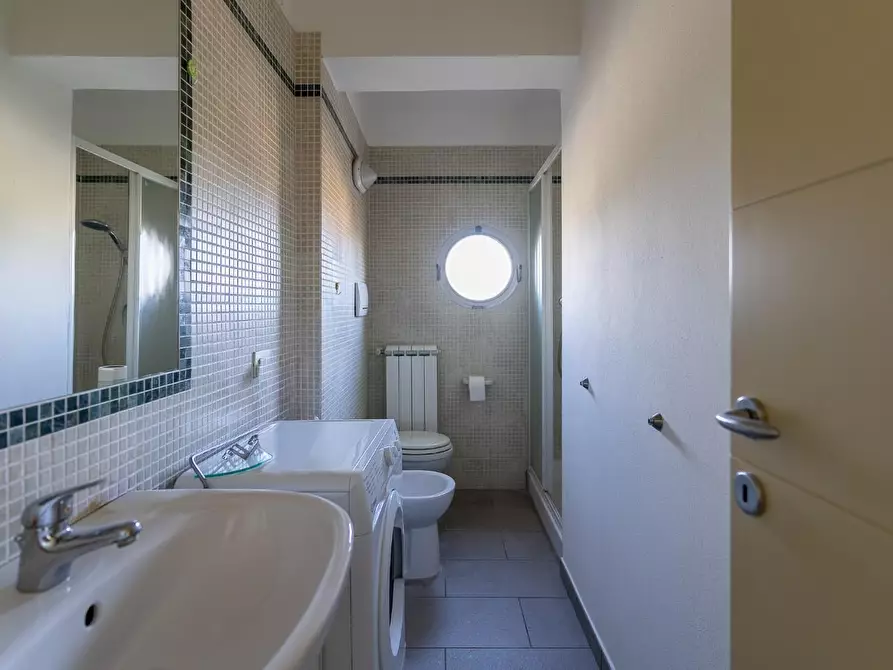 Immagine 13 di Appartamento in affitto  a Cerreto Guidi