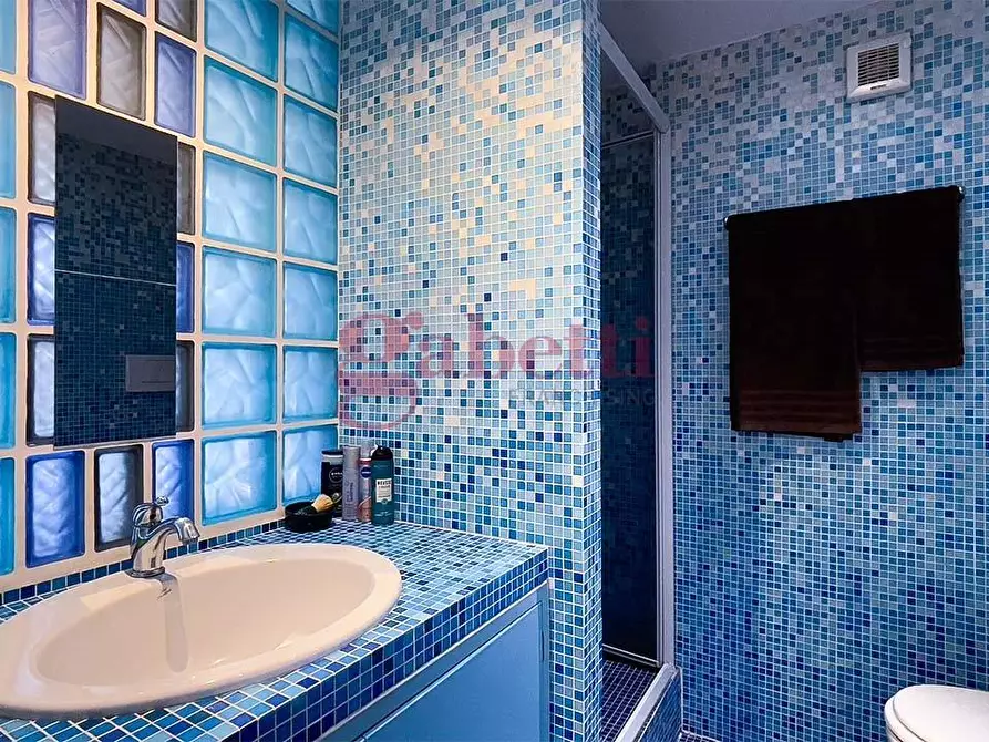 Immagine 30 di Casa bifamiliare in vendita  a Bientina