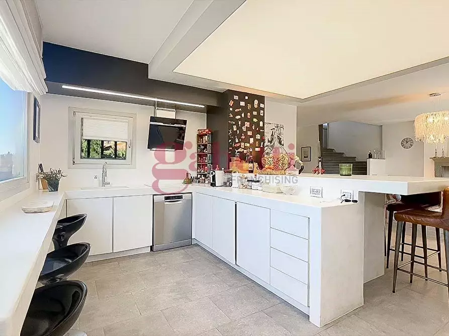 Immagine 6 di Casa bifamiliare in vendita  a Bientina