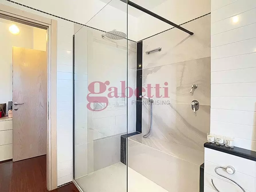 Immagine 24 di Casa bifamiliare in vendita  a Bientina