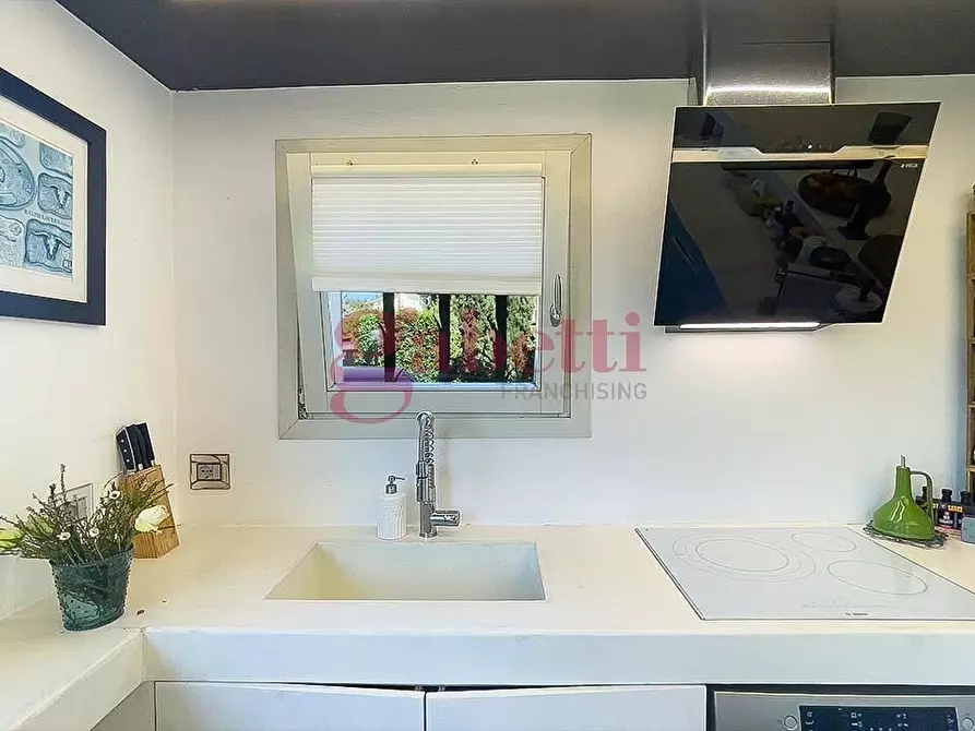 Immagine 9 di Casa bifamiliare in vendita  a Bientina