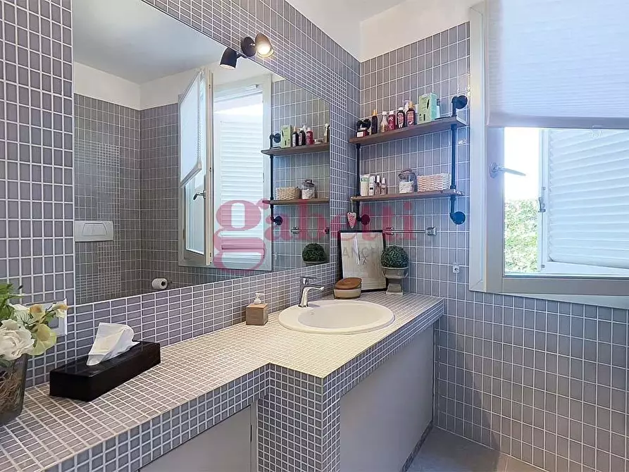 Immagine 35 di Casa bifamiliare in vendita  a Bientina