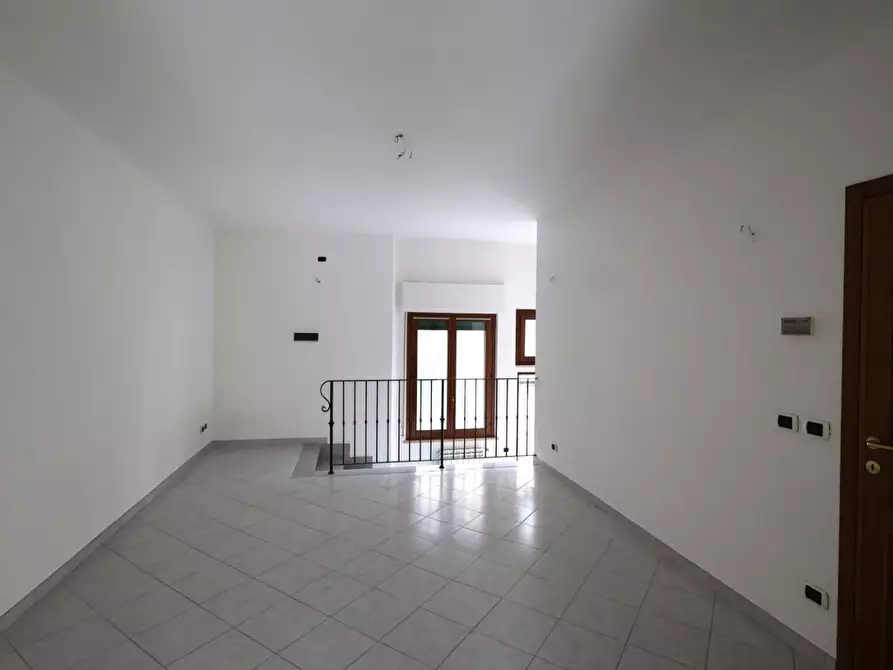 Immagine 4 di Appartamento in vendita  a Poggibonsi