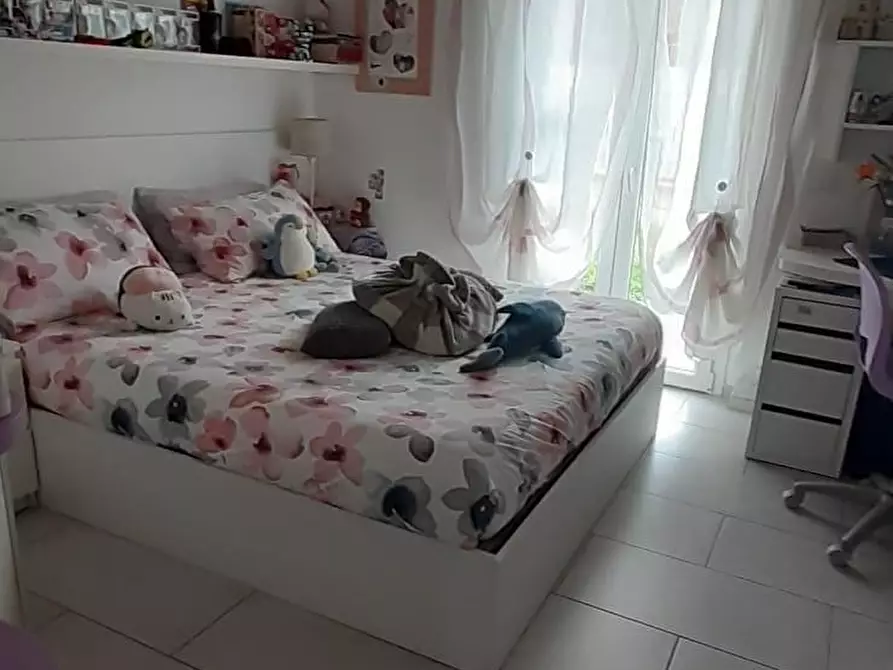 Immagine 8 di Porzione di casa in vendita  a Carrara