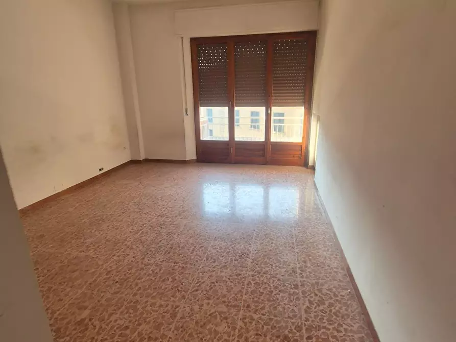 Immagine 9 di Appartamento in vendita  a Siena