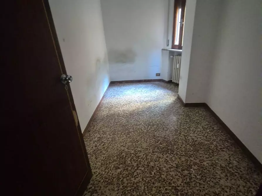 Immagine 7 di Appartamento in vendita  a Siena