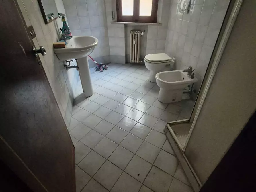 Immagine 16 di Appartamento in vendita  a Siena