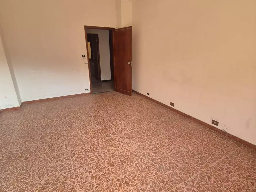 Immagine 10 di Appartamento in vendita  a Siena