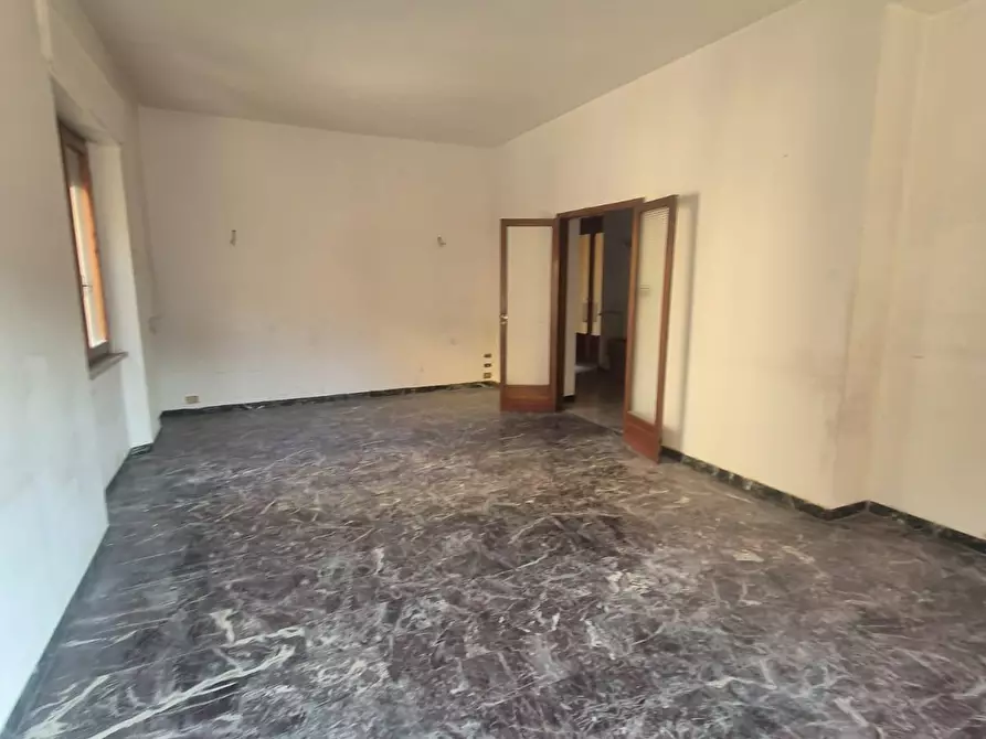 Immagine 22 di Appartamento in vendita  a Siena