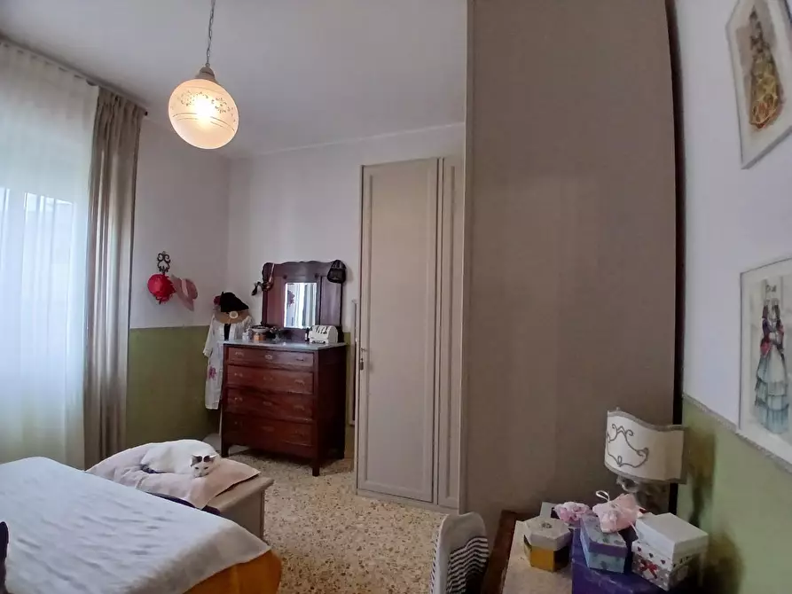 Immagine 27 di Appartamento in vendita  a Livorno