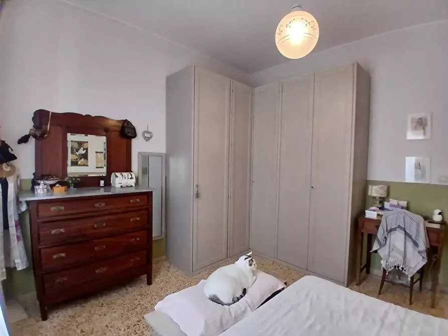 Immagine 21 di Appartamento in vendita  a Livorno