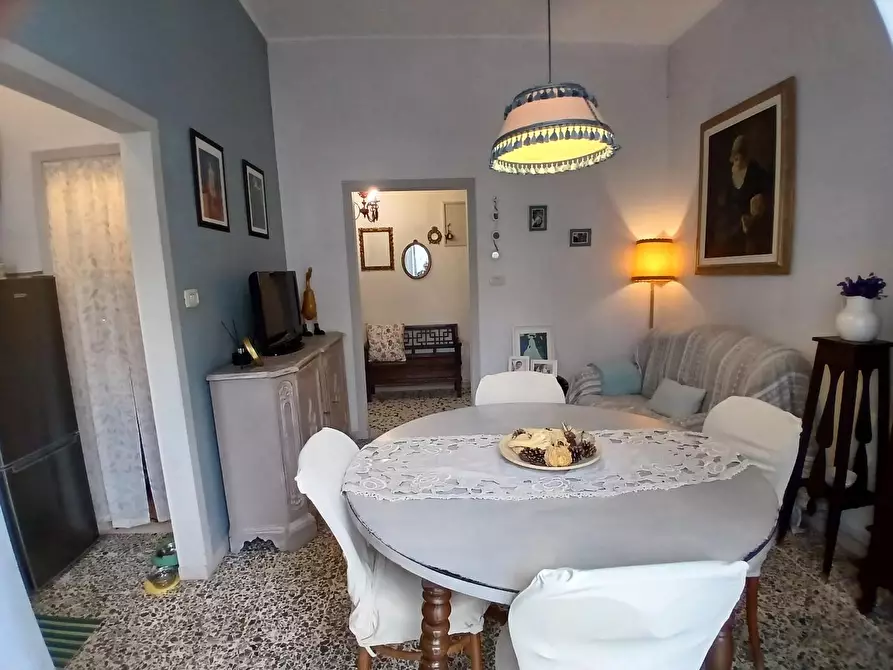 Immagine 8 di Appartamento in vendita  a Livorno