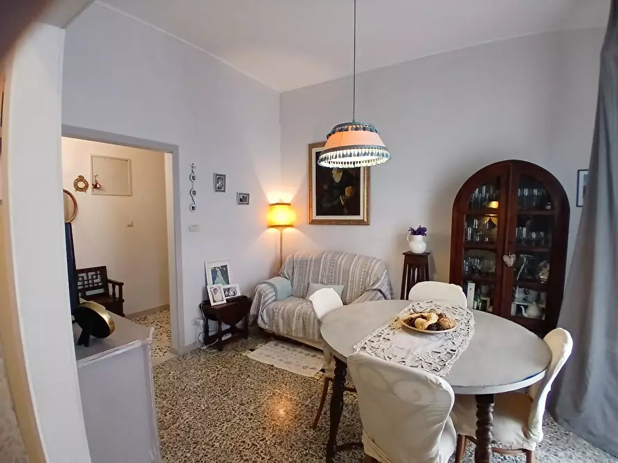 Immagine 11 di Appartamento in vendita  a Livorno