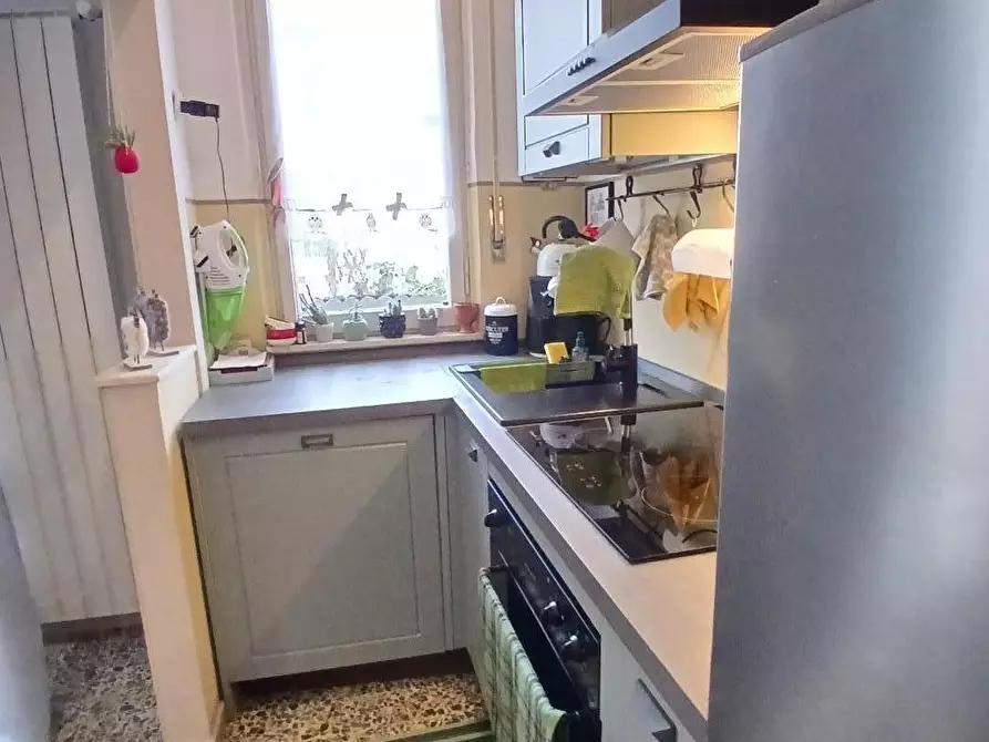 Immagine 16 di Appartamento in vendita  a Livorno