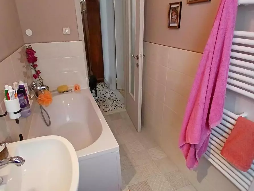 Immagine 29 di Appartamento in vendita  a Livorno