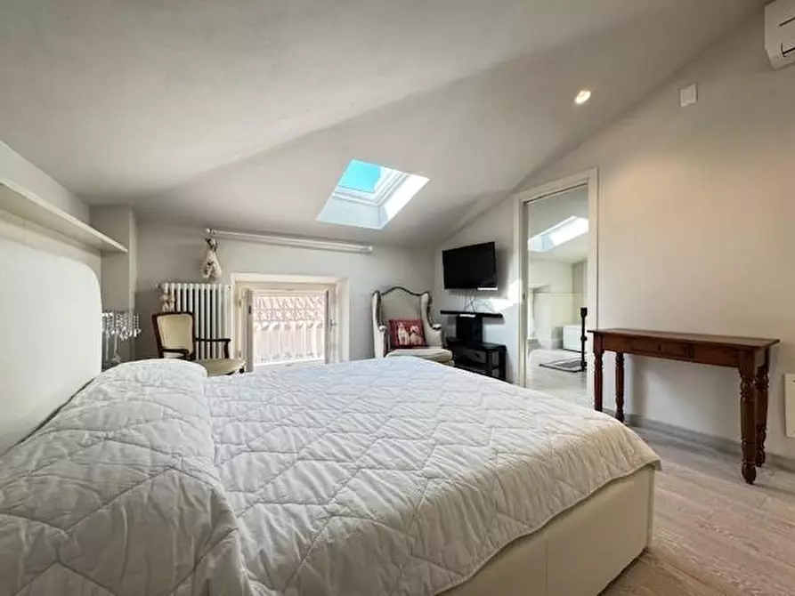 Immagine 19 di Villa in affitto  a Forte Dei Marmi