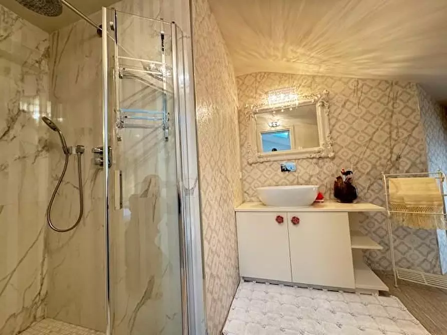 Immagine 24 di Villa in affitto  a Forte Dei Marmi