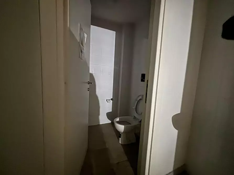 Immagine 19 di Laboratorio in affitto  a Roma