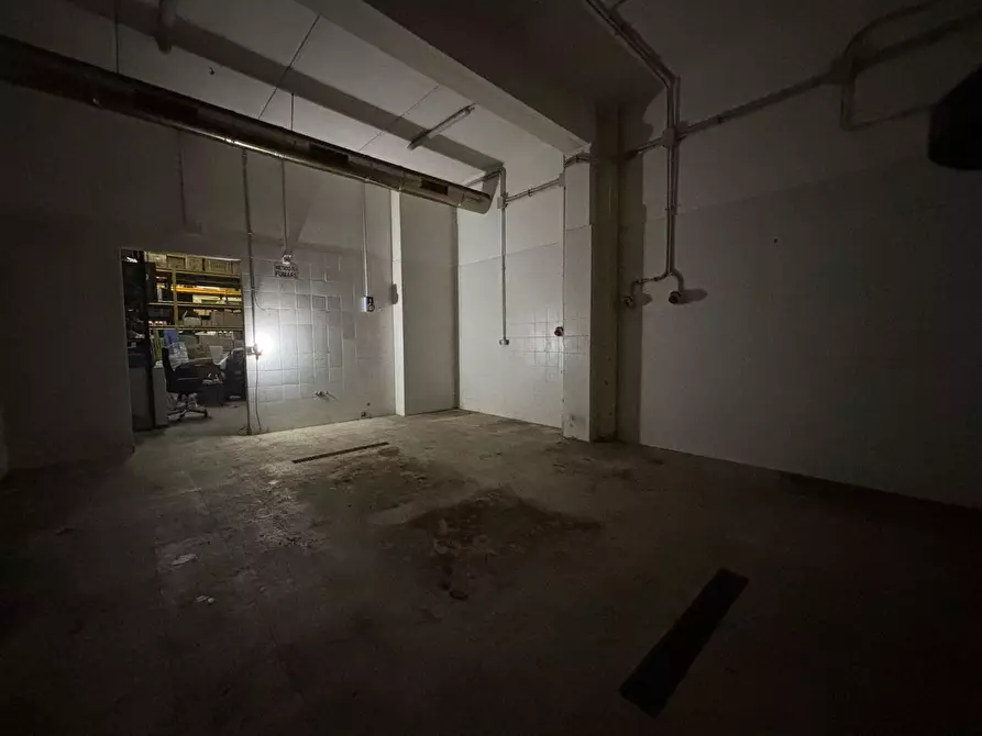 Immagine 15 di Laboratorio in affitto  a Roma