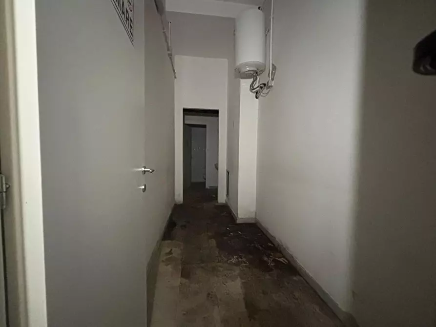 Immagine 17 di Laboratorio in affitto  a Roma