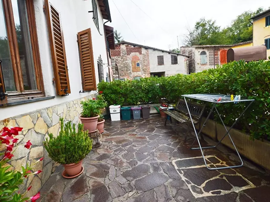 Immagine 23 di Terratetto in vendita  a Lucca