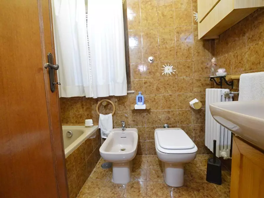 Immagine 15 di Terratetto in vendita  a Lucca